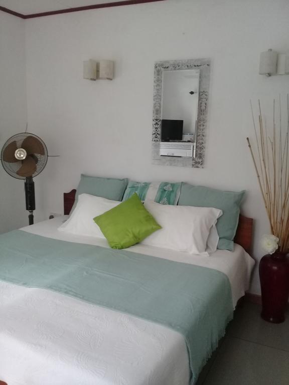 Agnes Cottage - Emerald La Digue Kültér fotó